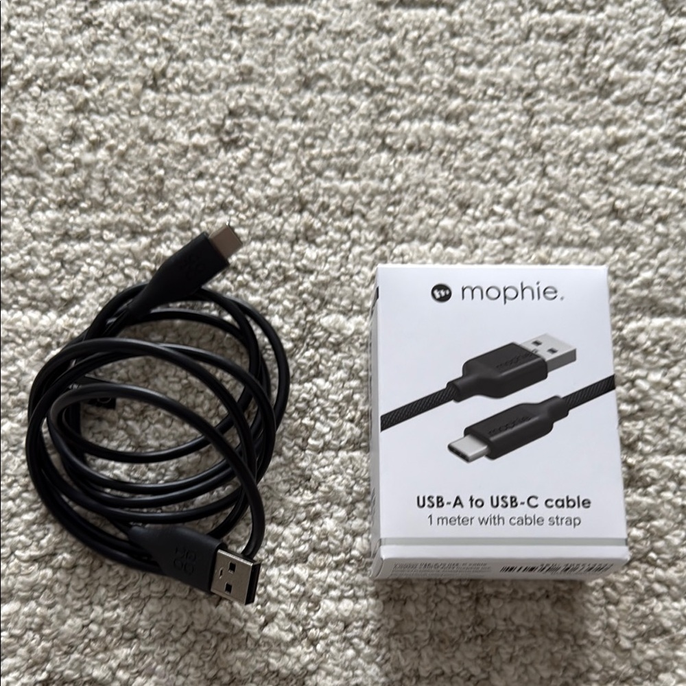Mophie Black Charging Cable  USB-A to USB-C for Cell Phones